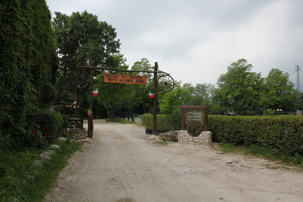Al Ranch Bauernhof Castello dʼAviano